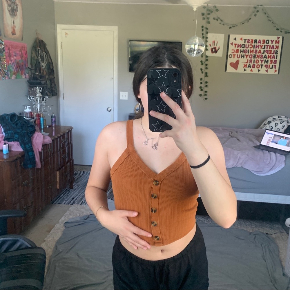 Women's Ribbed Button-Down Tank Top - Rust - Picture 2 of 3